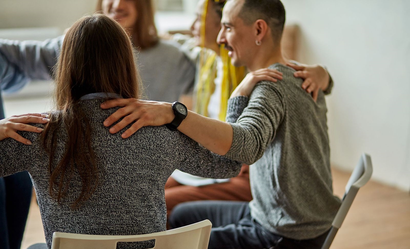 4 tips to stay sober during the holidays